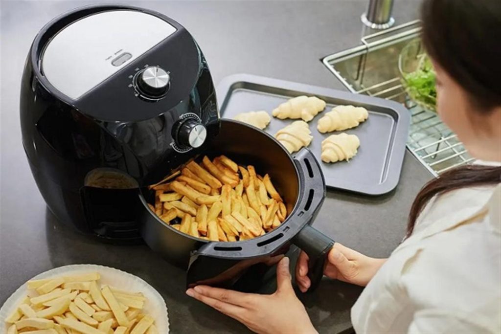 كيف تعمل القلاية الهوائية؟ | التكنولوجيا الذكية وراء APEX Air Fryer